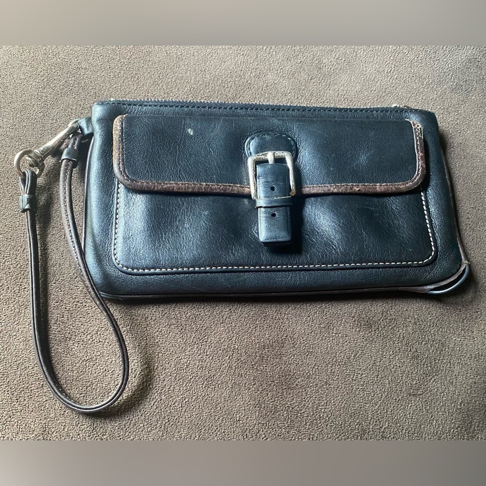 Vintage coach wristlet